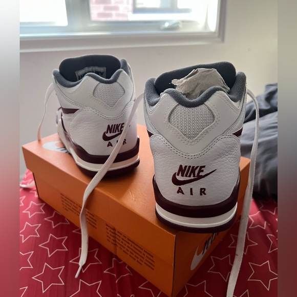 Nike Air Flight 89 'Team Red' - Picture 6 of 7